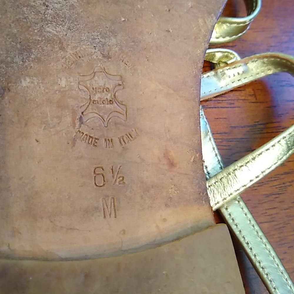 Ann Taylor Gold Vintage Narrow Strap Flat Leather Sandals 6.5 - Picture 8 of 8